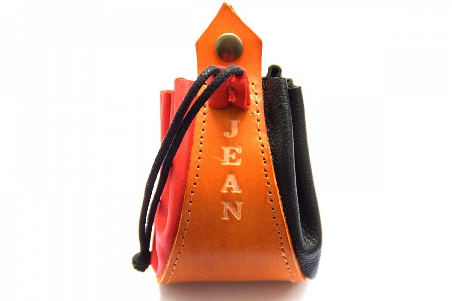 Bourse cuir personnalis&eacute;e au pr&eacute;nom