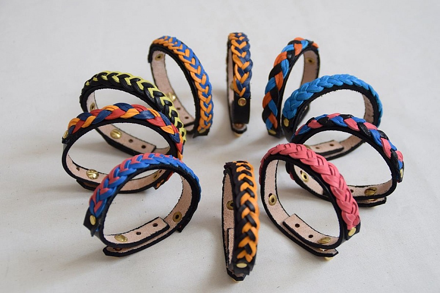 bracelet cuir tress&eacute; 2 couleurs